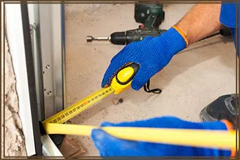 SOS Garage Doors Houston, TX 713-401-1935 - maintenance-cont-gr-02m