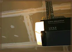 SOS Garage Doors Houston, TX 713-401-1935 - openers-sid-gr-02m